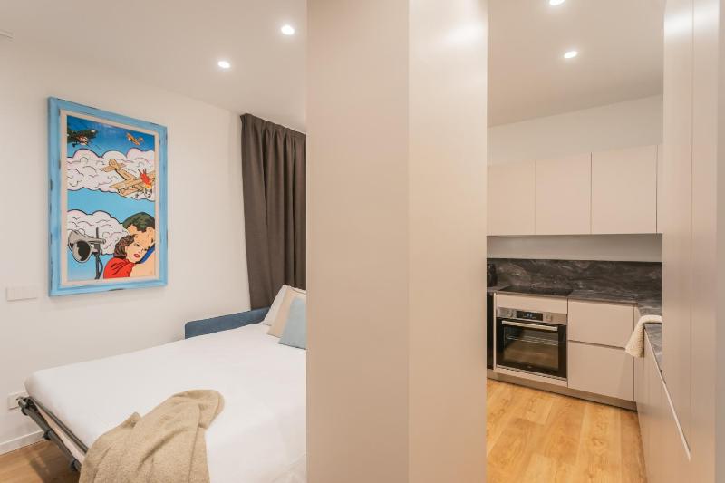 Rezia Apartments by Rent All Como - image 30
