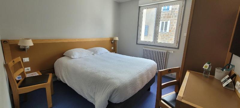 Double Room image 1