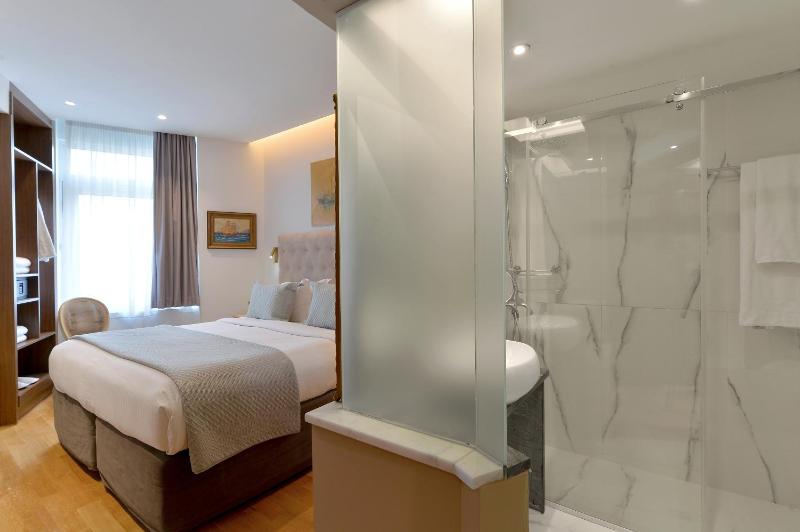 Comfy Double/Twin Room image 4