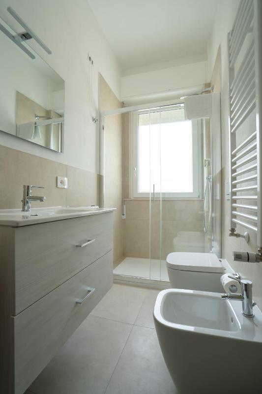 One-Bedroom Apartment image 2