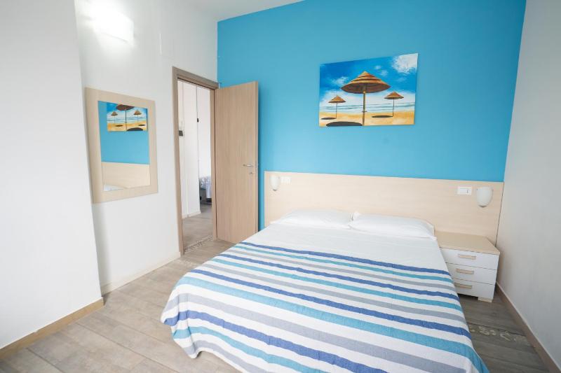 One-Bedroom Apartment image 3