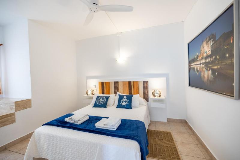 Standard Suite image 4