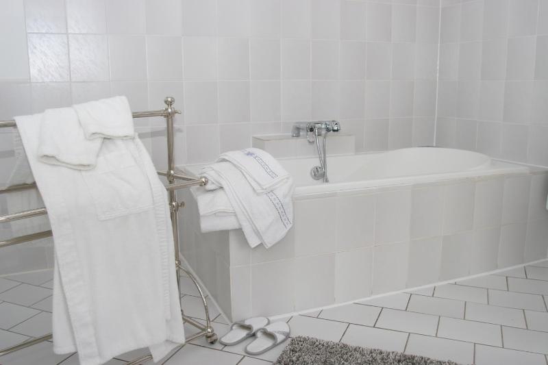 Double Room Normandie (Normandy) image 2