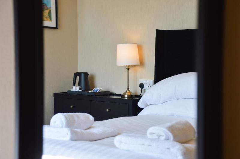 Double Room with Sea View image 3