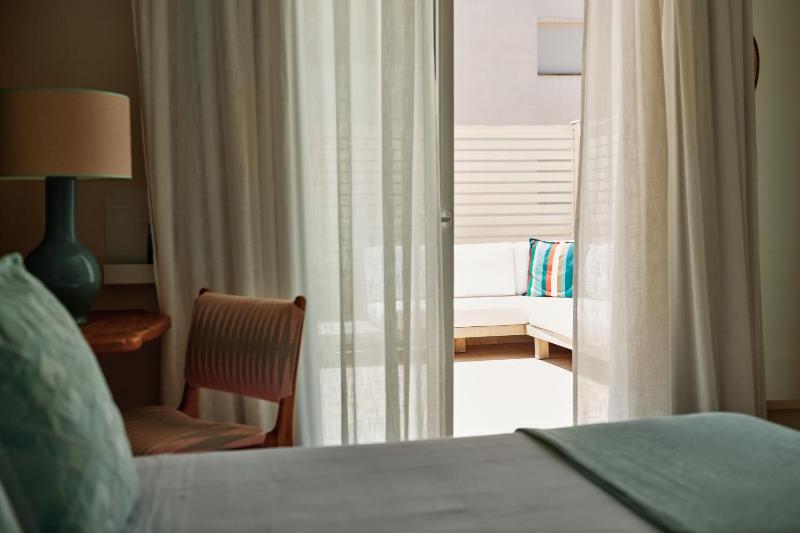 Superior Double Room with Terrace image 3
