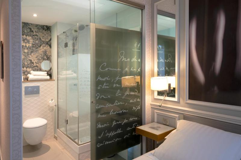 Superior Single Room image 2
