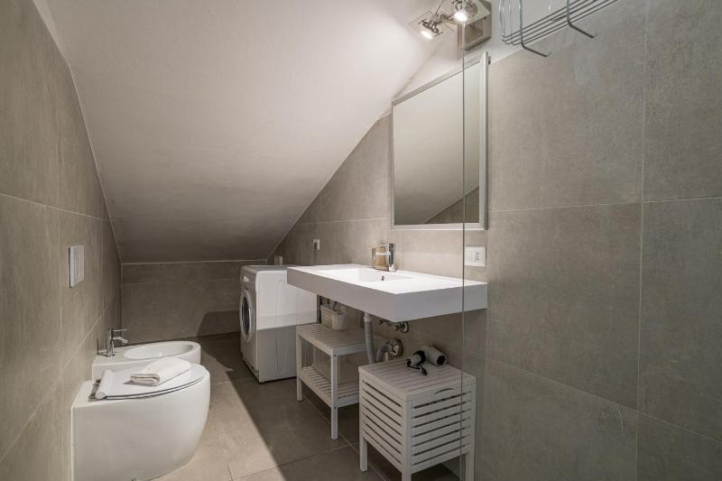 GuestHost - Como City Center Apartments! - image 9