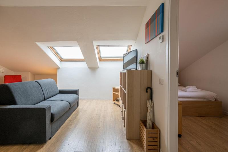 GuestHost - Como City Center Apartments! - image 16