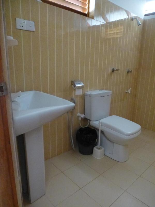 High Park Hotel - image 13