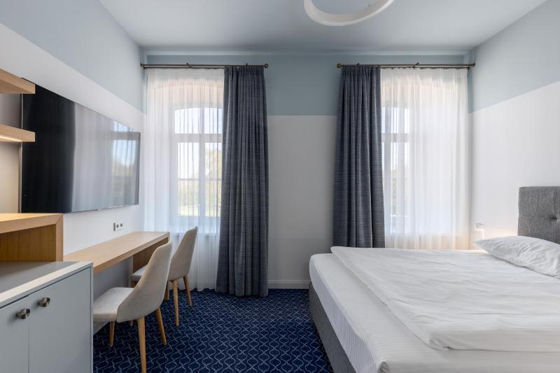 Superior Double Room image 1