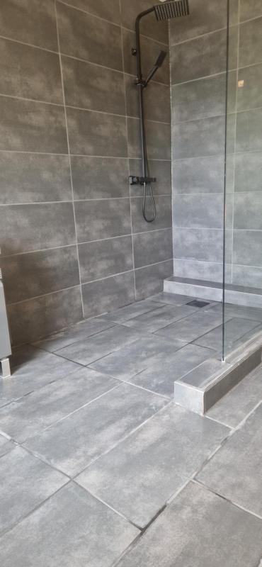 Deluxe Double Room with Shower image 2