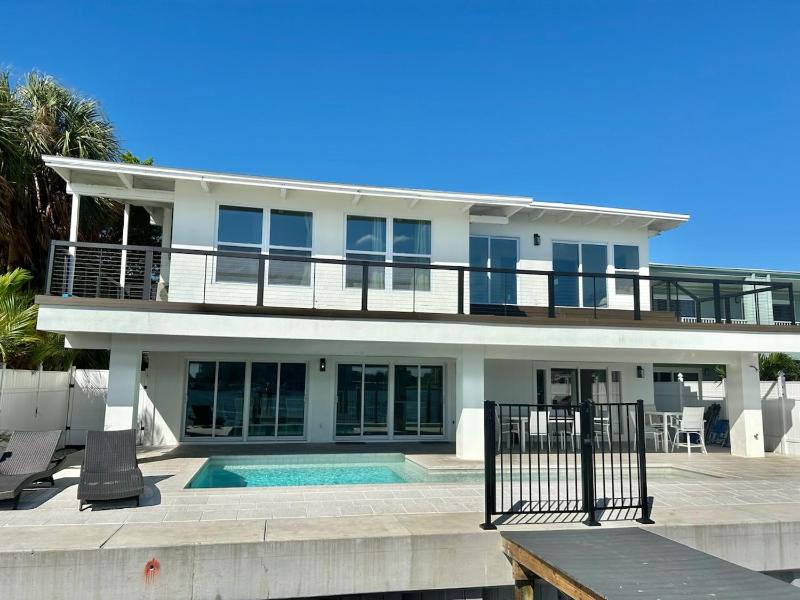 Bayside Grande Villa - image 9