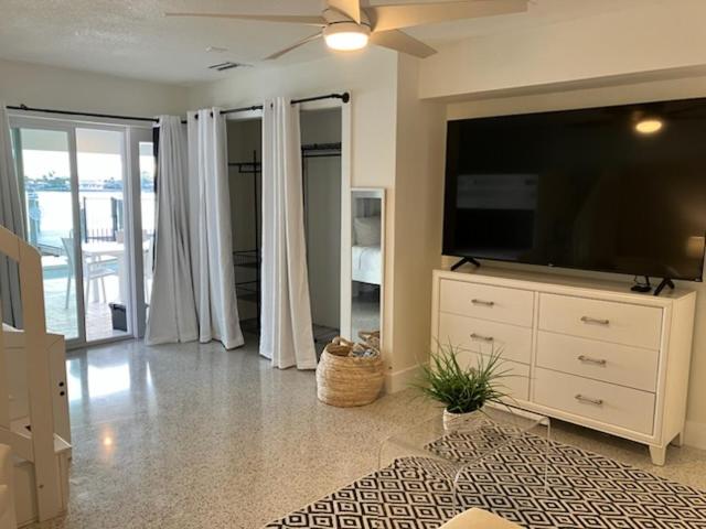 Bayside Grande Villa - image 5