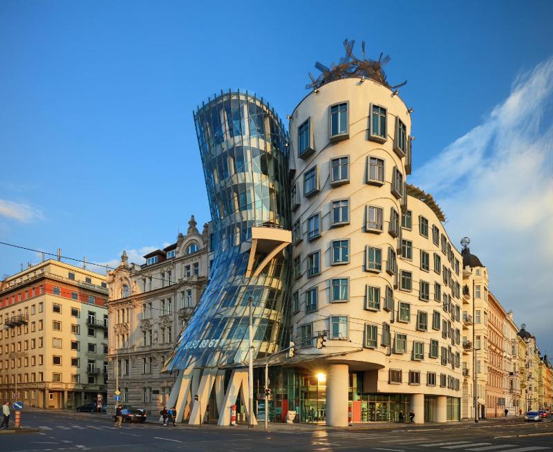 Dancing House hotel - Tančící dům - image 13