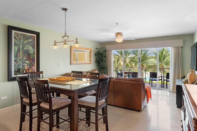 Beachfront - Divine Leisure 2BR condo - BC255 - image 15