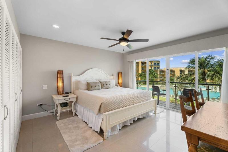 Beachfront - Divine Leisure 2BR condo - BC255 - image 6