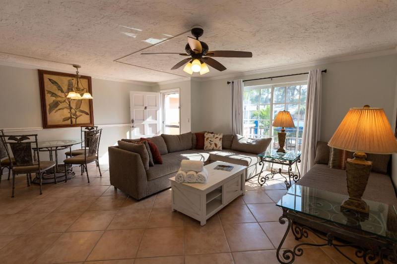 Alamanda Villas on Holmes Beach - image 19