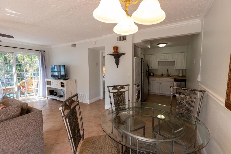 Alamanda Villas on Holmes Beach - image 18
