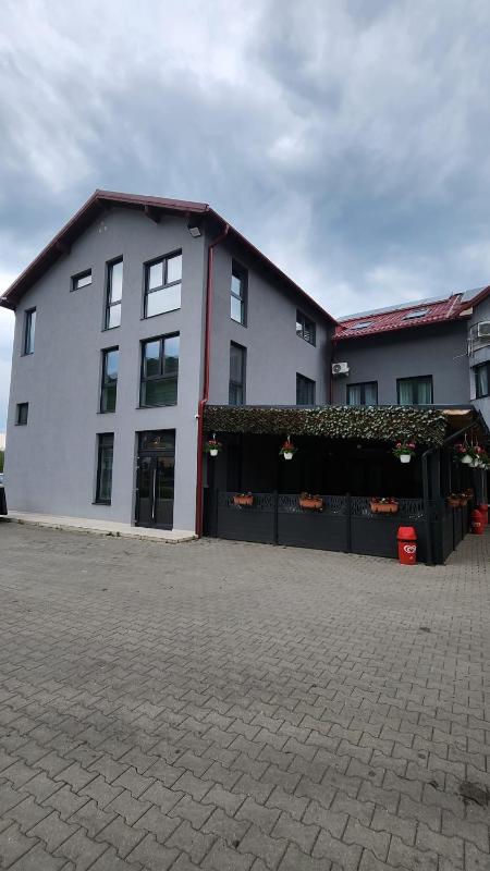 Large Double Room image 2