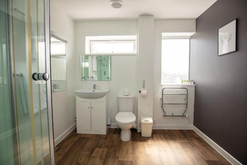 Three-Bedroom Suite (6 Adults) image 4