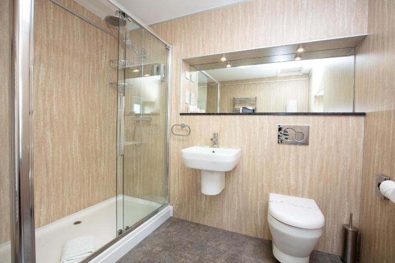 Quadruple Room 4 Adults image 4