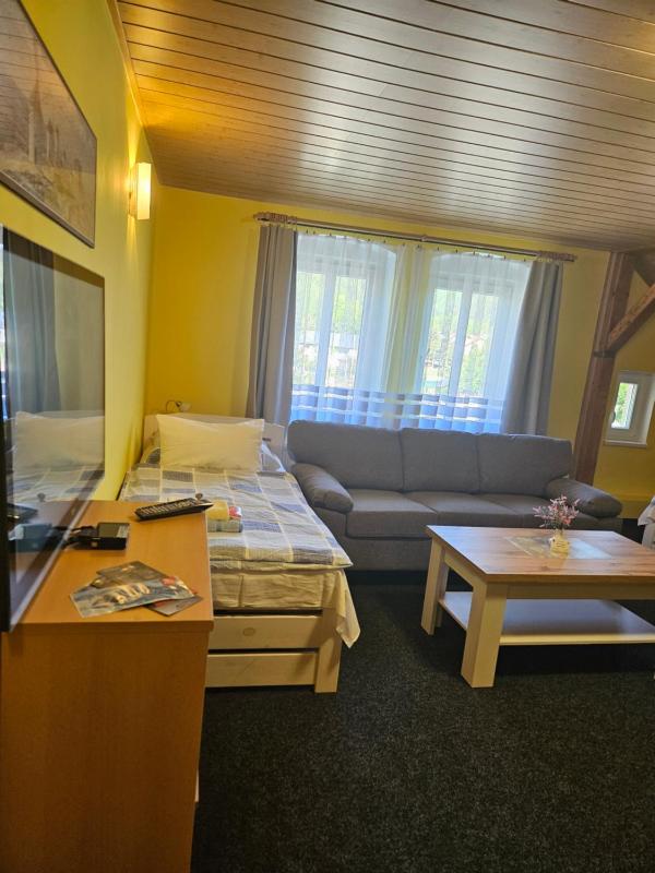 Quadruple Room with Private Bathroom image 1