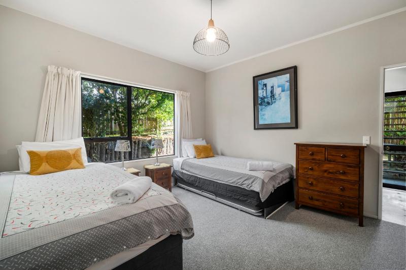 Acacia Views - Acacia Bay Holiday Home - image 7