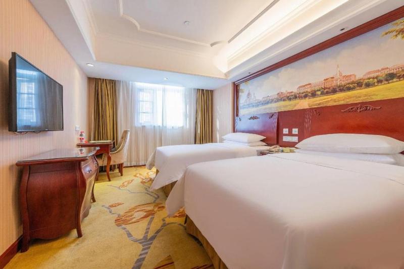 Vienna Hotel - Shenzhen Dongmen Hubei Metro Station - image 40