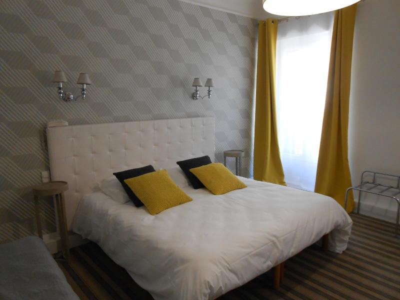 Superior Double Room image 4