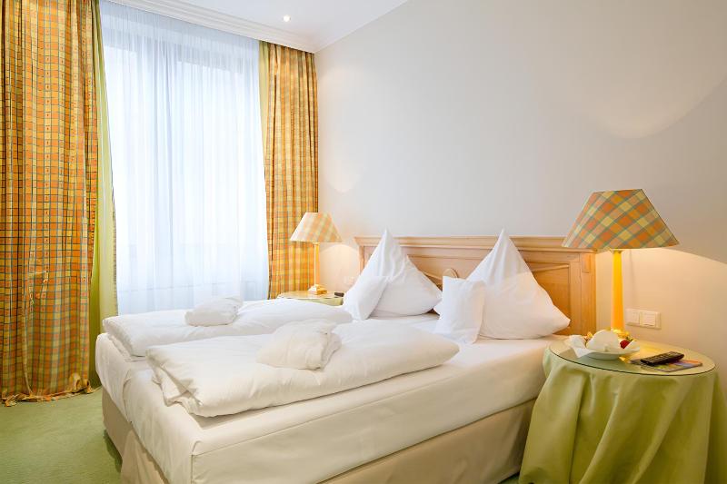Junior Suite image 3