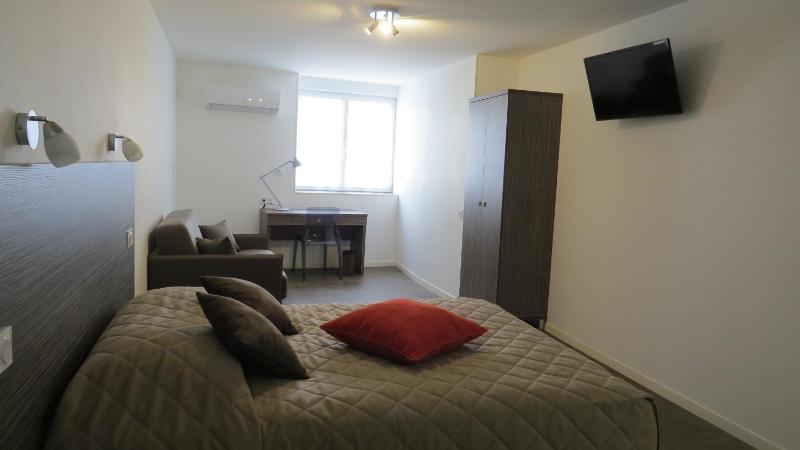 Double Room - Disability Access image 1