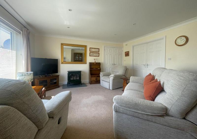 Crosthwaite Gardens - image 30