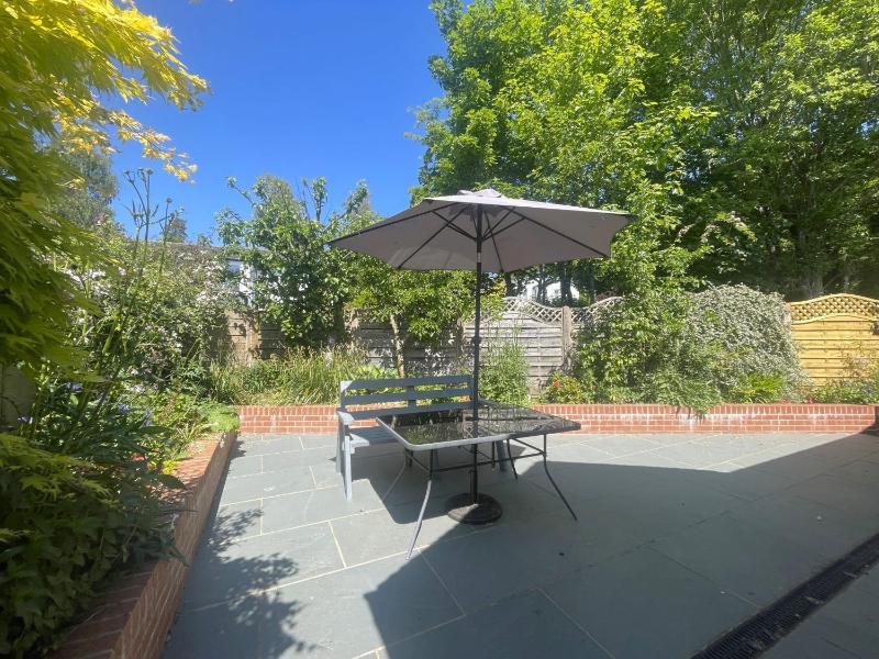 Crosthwaite Gardens - image 3