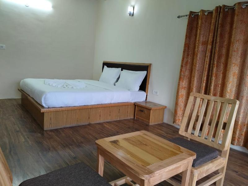 Two Flower Guest House - image 6