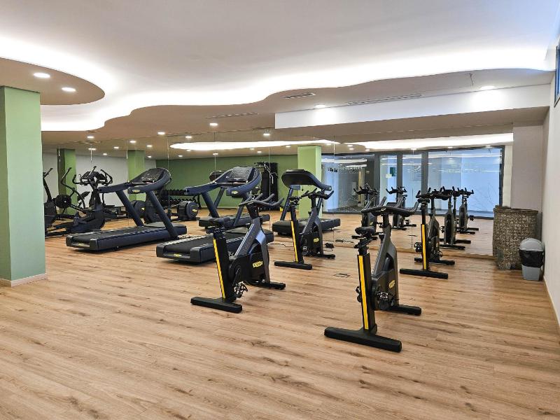 Modern 2 bed with access to Wellness facilities near La Cala de Mijas - image 27