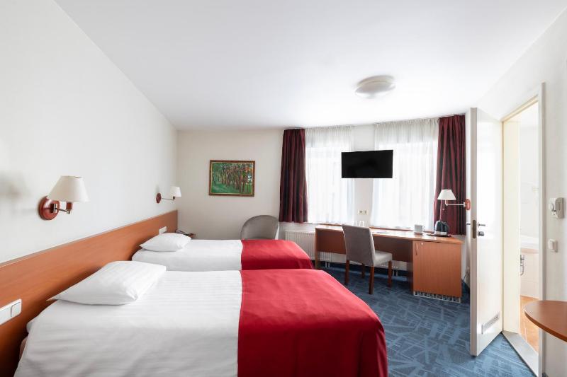 Art City Inn - image 16