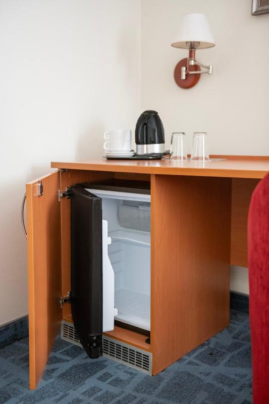 Deluxe Double or Twin Room image 2