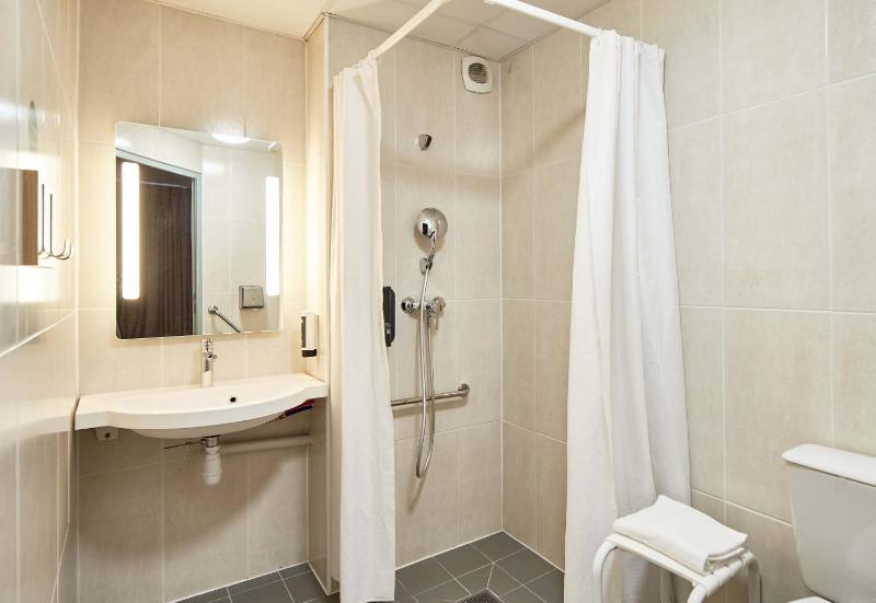 Double Room - Disability Access image 1
