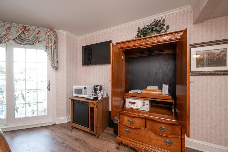 Ocean View King Room, Partial View image 4