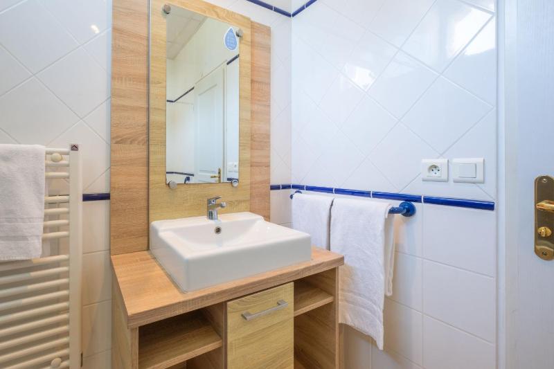 Studio (2 Adults) - Parck Side image 1