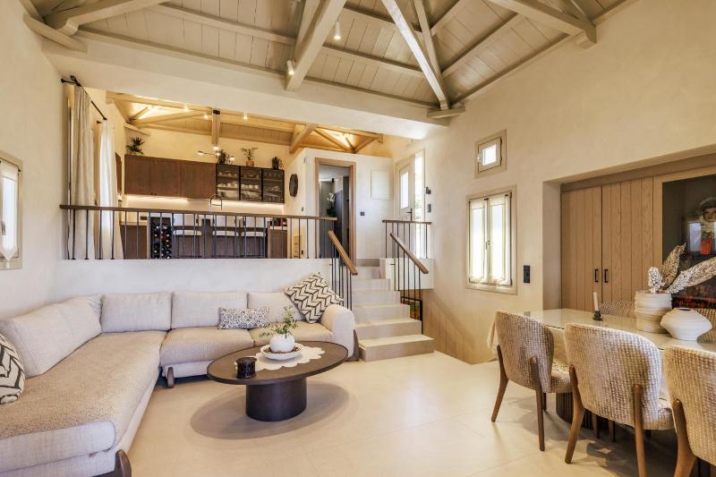 Kohili Villas - Sea View Residences - image 5