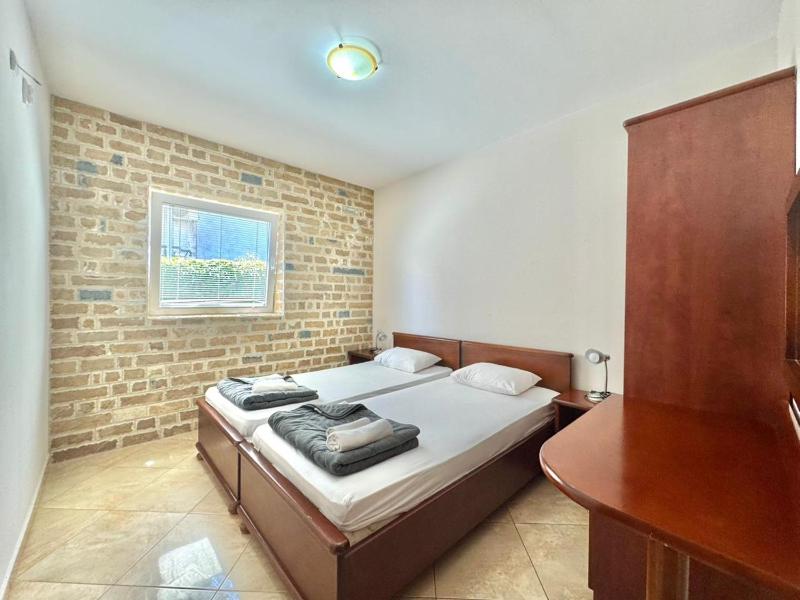Apartment with Sea View image 1