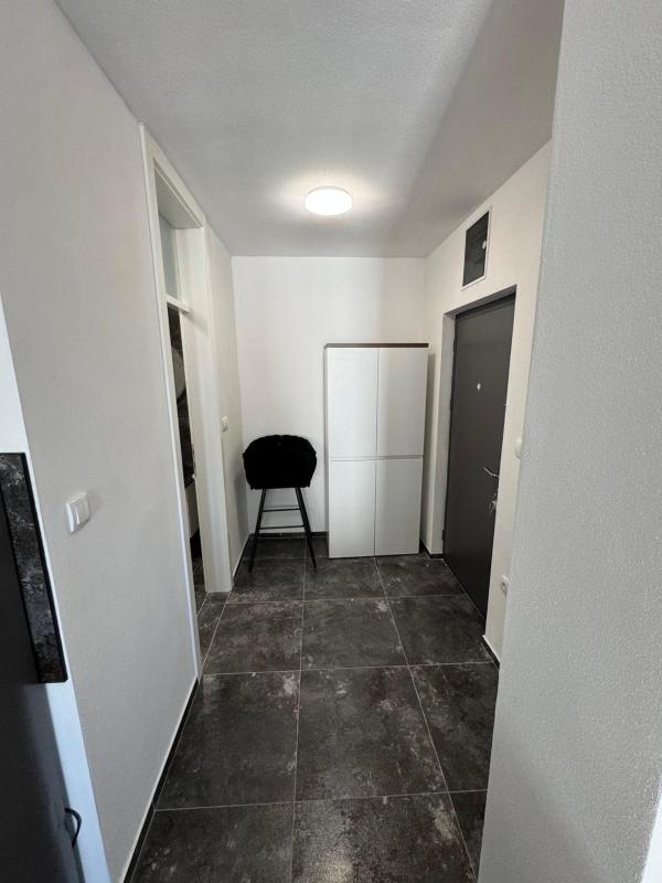 One-Bedroom Apartment with Balcony image 1