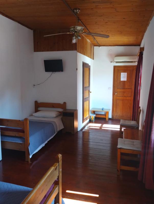 Stelios Rooms to Rent - image 4