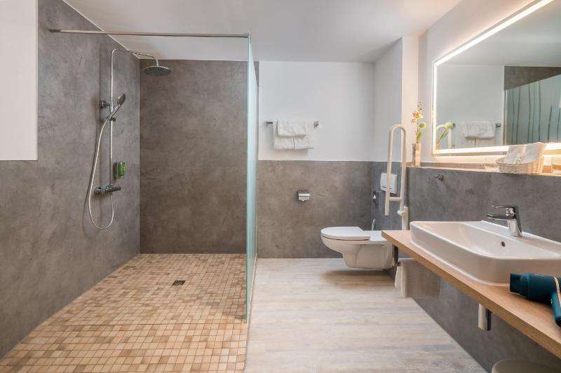 Studio Apartment image 4