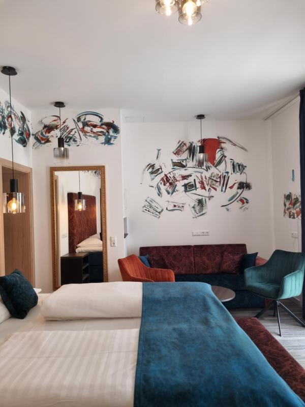 Double Room image 2