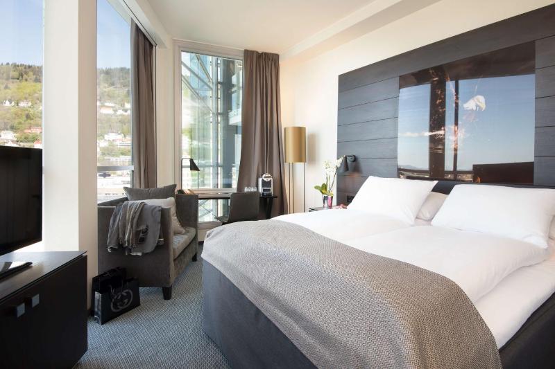 Superior Room image 4