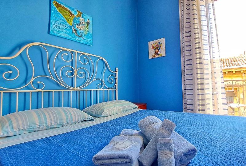Triple Room with Private Bathroom image 1