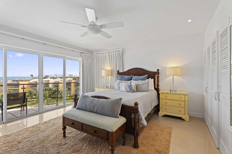Beachfront - Ultimate Penthouse 3+BR condo - BG531 - image 11