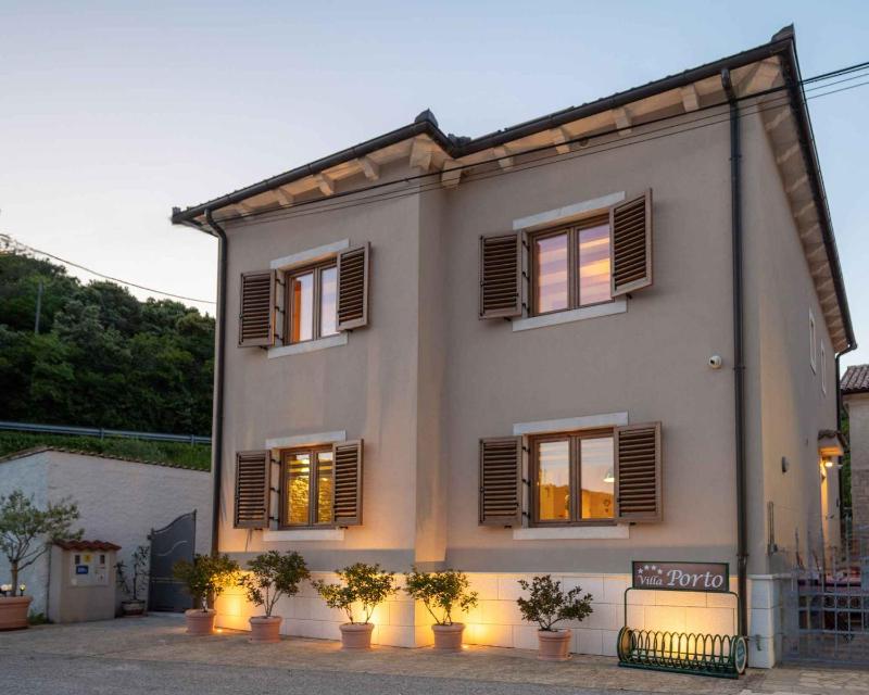 Villa image 4